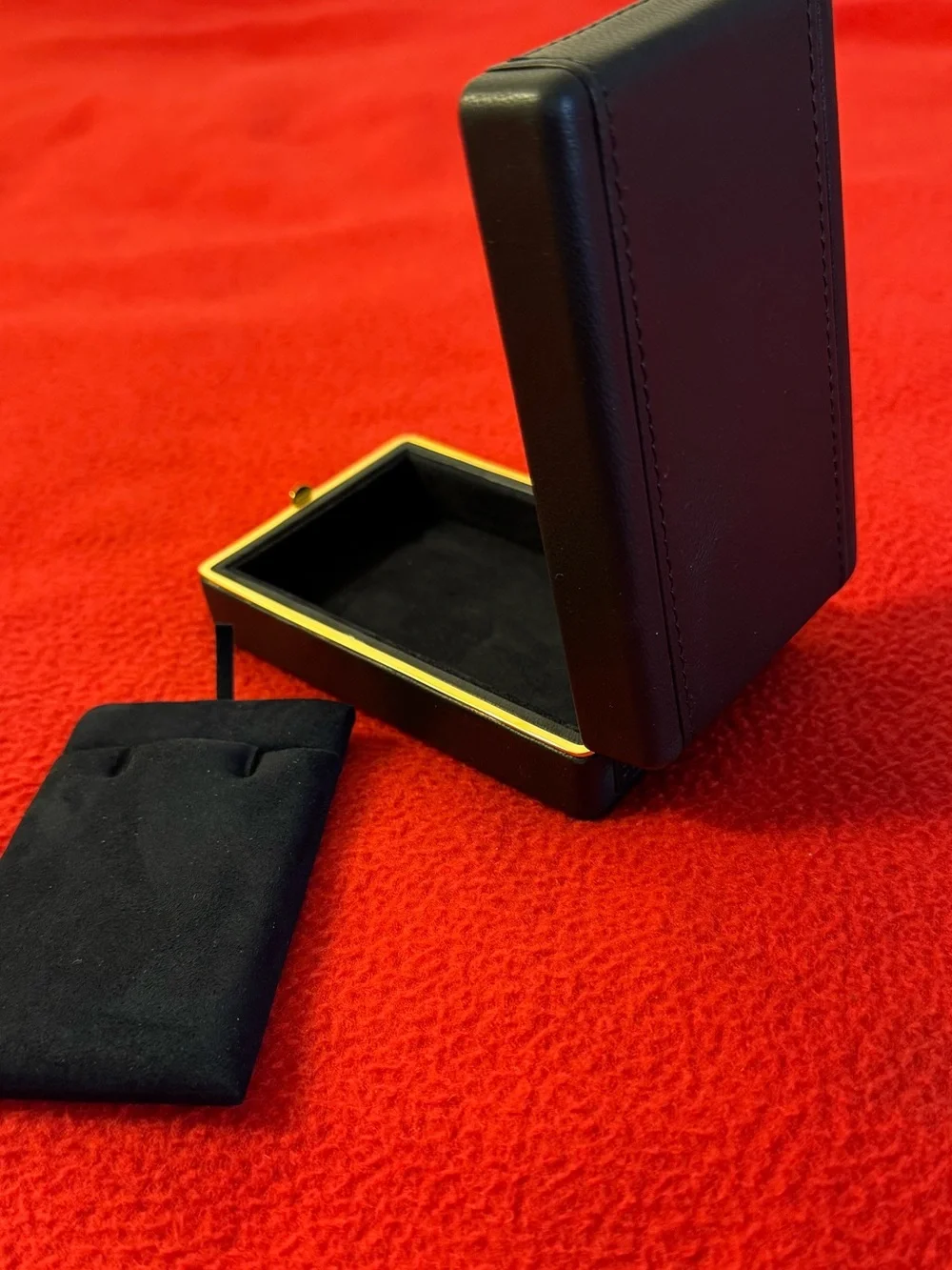 Case Only GRAFF Genuine Black Leather Jewelry Case  EUC